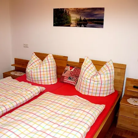فندق Garni Berghof Heigenbruecken